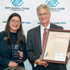 b95e71_35477bc863c54a0d8889bdb49527f126~mv2