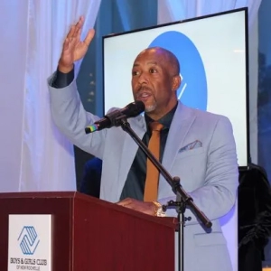 b95e71_627604f988dd474c85041fcfa38f7a45~mv2