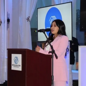 b95e71_e2a5b75d4c6c42a2858390b9a1204fde~mv2